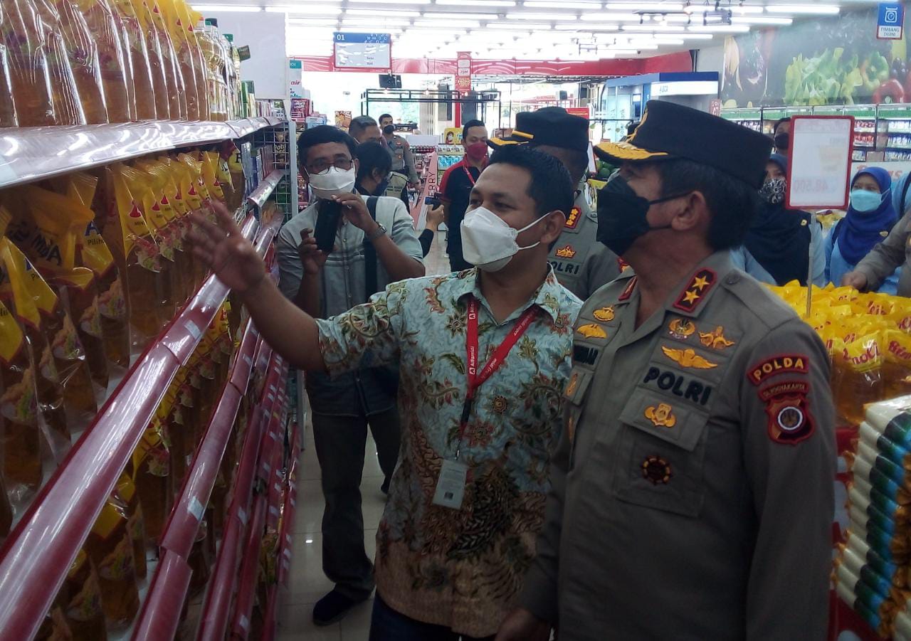 Sidak Harga dan Stok Bahan Pokok, Kapolda DIY: Langsung Hubungi Pabrik Bila Terjadi Kekosongan Minyak Goreng